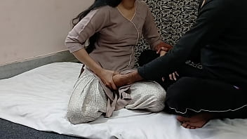 Desi widow from Punjab shares her sexual desires in Hindi